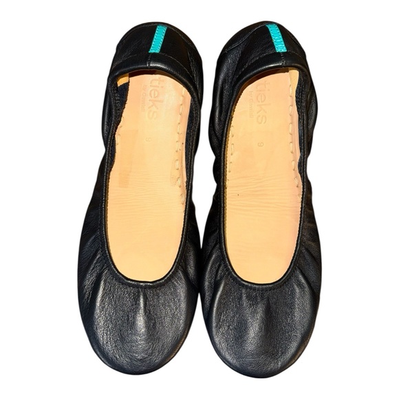 Tieks Matte Black Leather Flats with Turquoise Soles Women’s Size 9 - Picture 6 of 8